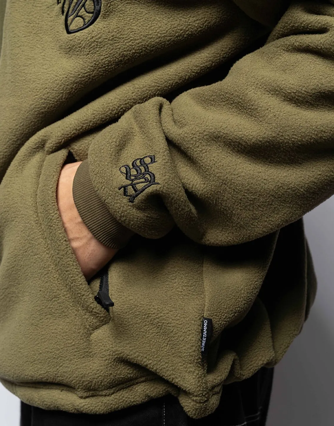 Orbit Gothic 1/4 Zip Fleece