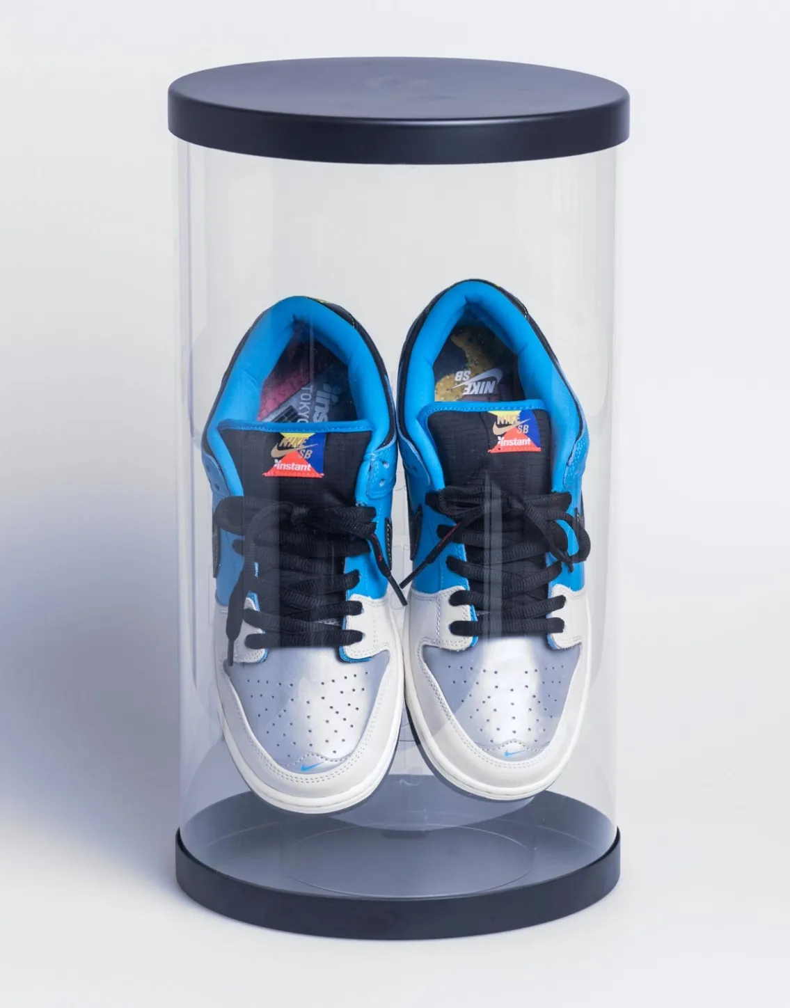 Sneakertube